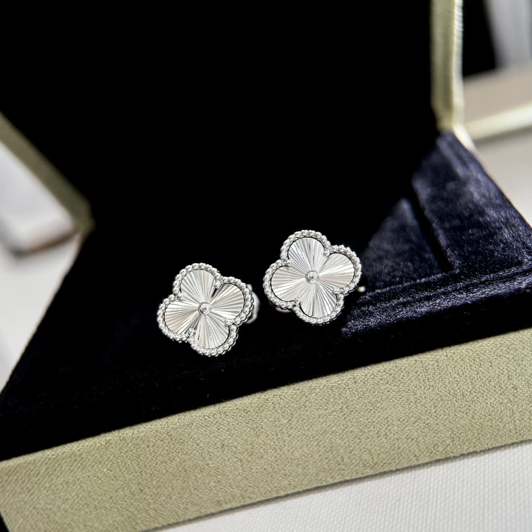 Van Cleef & Arpels Alhambra Earrings